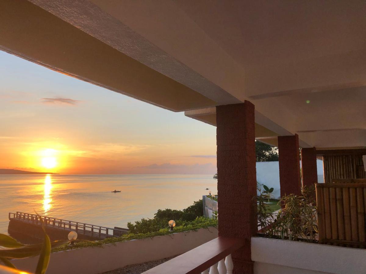 Dumaguete City Wuthering Heights Bed & Breakfast By The Sea מראה חיצוני תמונה
