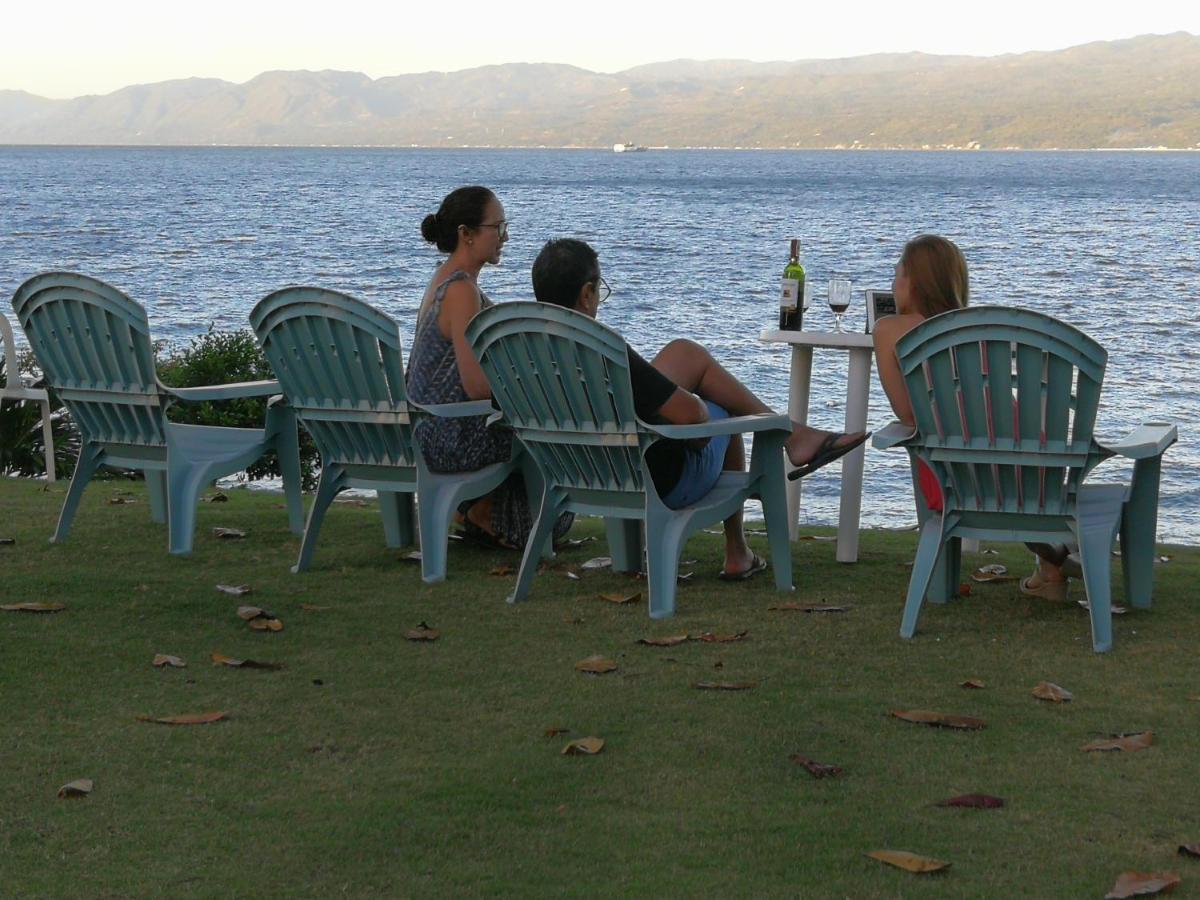 Dumaguete City Wuthering Heights Bed & Breakfast By The Sea מראה חיצוני תמונה